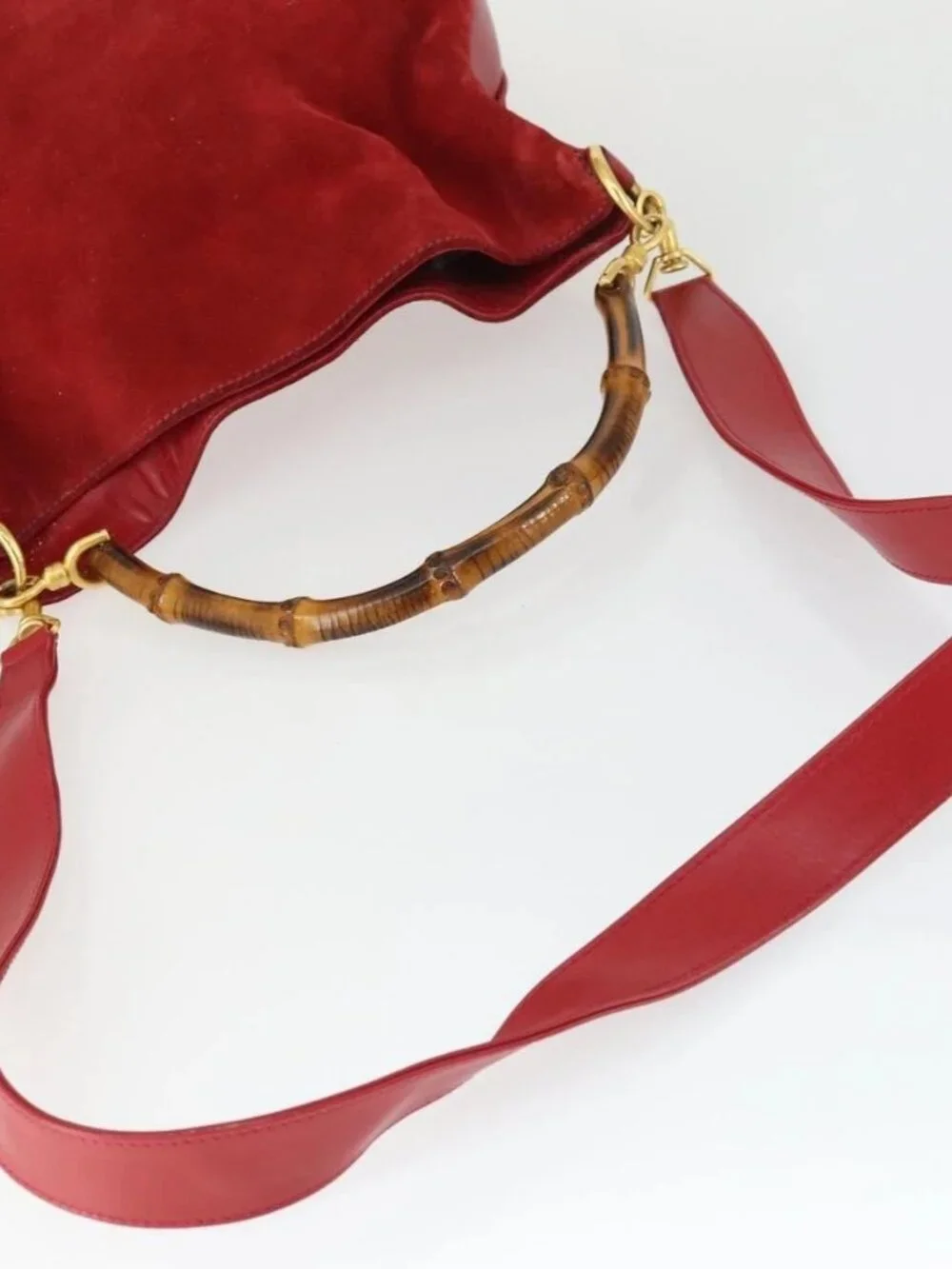 Gucci brand	gucci color	red